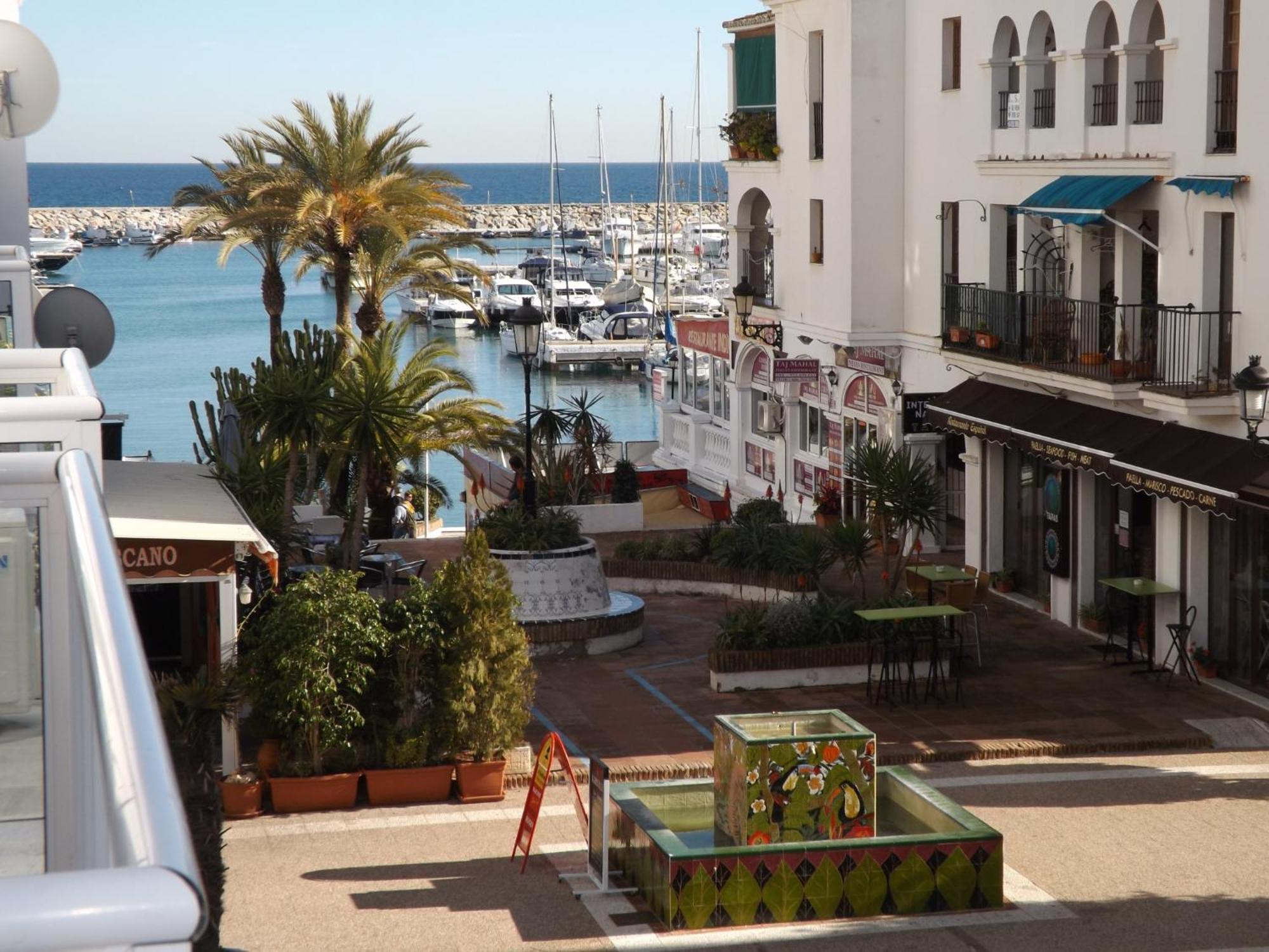 Duquesa Harbour Club Aparthotel Manilva Exterior foto