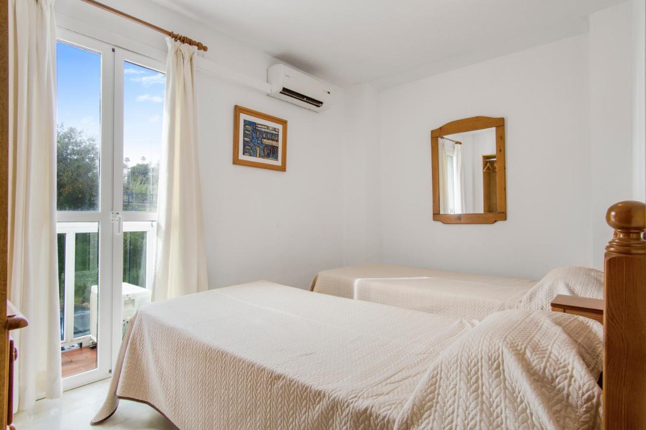 Duquesa Harbour Club Aparthotel Manilva Exterior foto